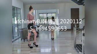 十二月流出魔手外购精品厕拍酒吧女厕后拍（呕吐大号站着尿）喝高了的小美女摆个造型吐的都那么可爱吐不出来只能用手扣一下子就喷出来了