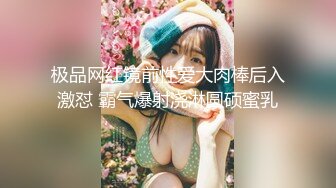 十月最新流出水上乐园更衣淋浴室偷拍 身材不错的苗条靓女独自一人淋浴