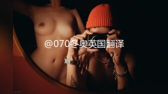 大波波女友的诱惑，全程露脸性感发骚，巨乳肥臀逼逼没毛好骚啊，火辣艳舞奶子甩飞了，给狼友展示逼逼好刺激