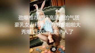 小美女【张柏芝】 阴毛是真多啊，穿着这样的透明内裤看着真爽，揉奶娇喘呻吟自慰！ (1)