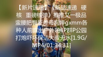 女仆装露脸小母狗，床上的极品尤物高颜值让小哥玩弄，口交大鸡巴压在身下揉奶草穴，干的骚逼神魂颠倒好诱人