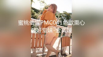 黑靴牛仔裤笑起来甜美妹子舌吻舔弄奶头按头口交上位骑坐侧入抽插大力猛操呻吟