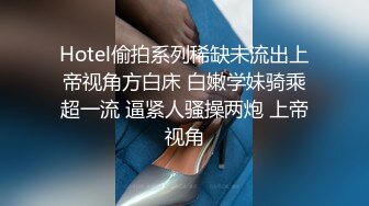 在内衣厂商就职 男性就我一个人 周围都是超巨乳女员工!而且公司内只穿内衣是理所当然的 我不知道该看什么才好…